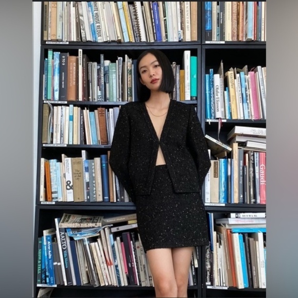 BNWT Aritzia Babaton Trettor Black Gold blazer jacket size 4